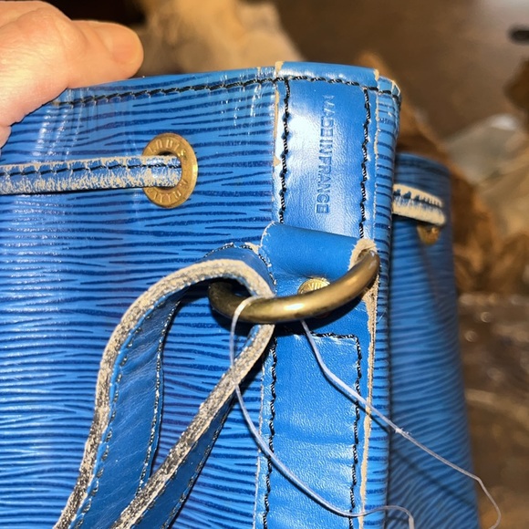 Louis Vuitton blue Epi Noe - Picture 17 of 17